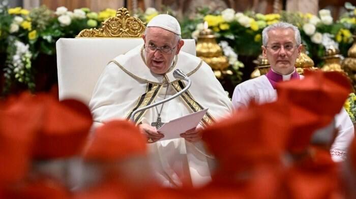 Concistoro. Il Papa crea 20 nuovi cardinali: “Trattate potenti e piccoli allo stesso modo”
