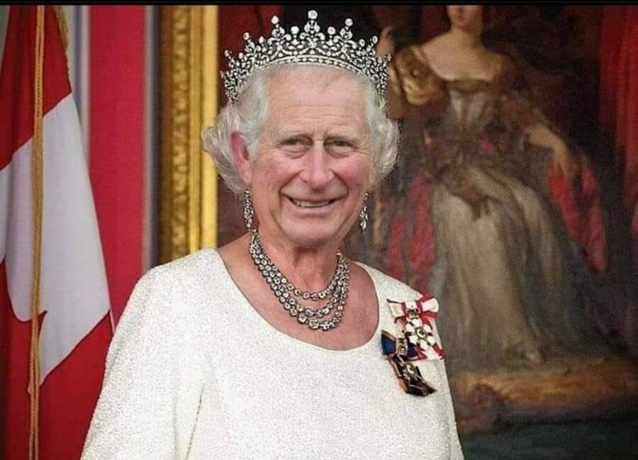 La Regina Elisabetta è morta ma sui social impazza l&#8217;ironia: i meme più divertenti