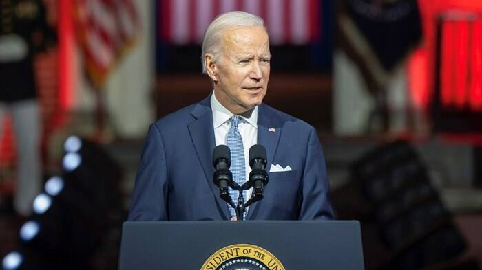 Elezioni Usa 2024, Biden annuncia la ricandidatura: “Finiamo il lavoro, possiamo farcela”