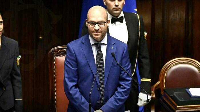 Chi è Lorenzo Fontana, l’ultracattolico fedelissimo di Salvini. Biografia del Presidente della Camera