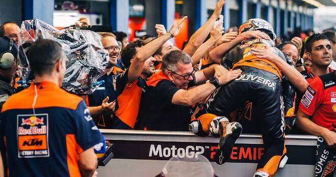 MotoGp, al Gp di Thailandia vince Miguel Oliveira