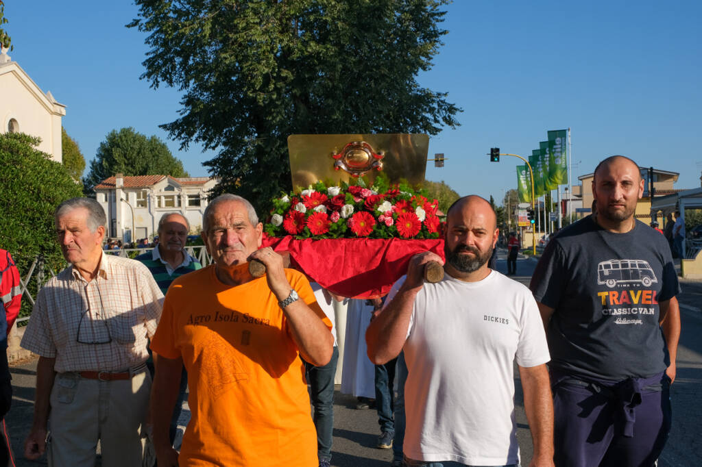 processione sant'ippolito fiumicino