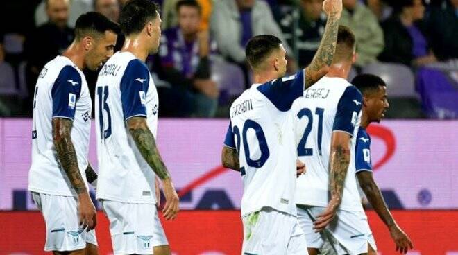 Serie A, Lazio travolgente: con la Fiorentina vince 4-0
