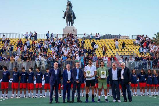 Tennis Napoli Cup, Musetti vince il derby-finale con Berrettini