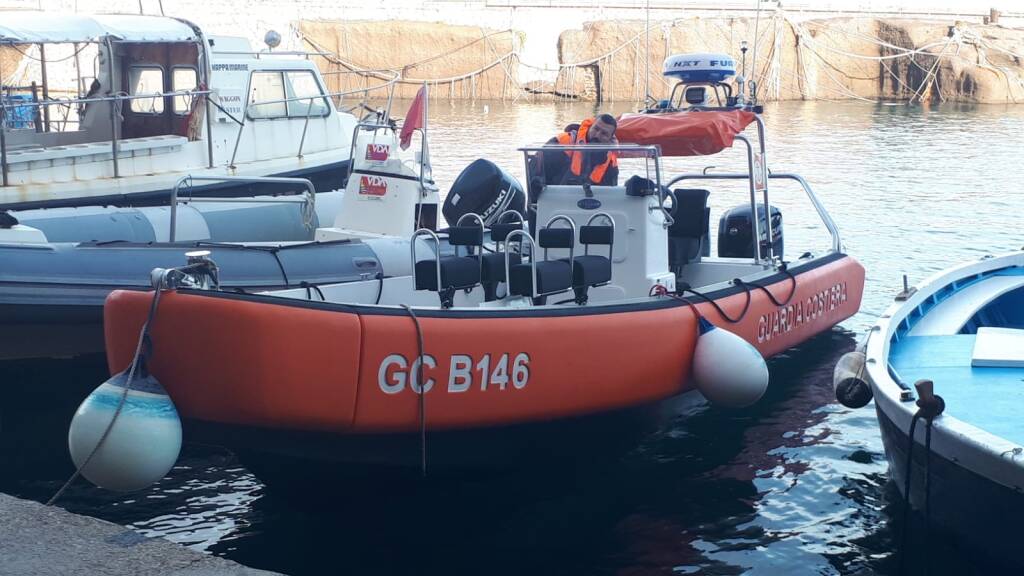 Ventotene, contro i reati ambientali un nuovo battello ad hoc per la Guardia Costiera