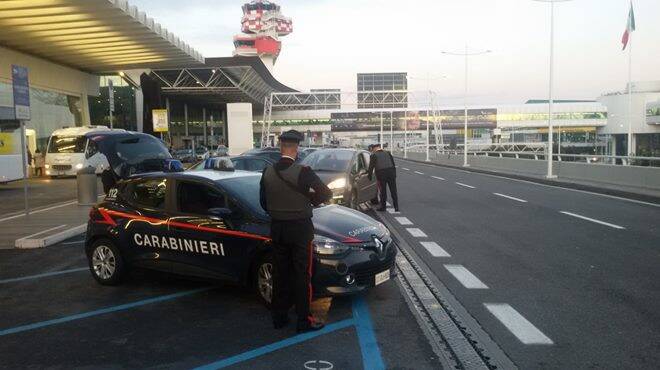 carabinieri aeroporto