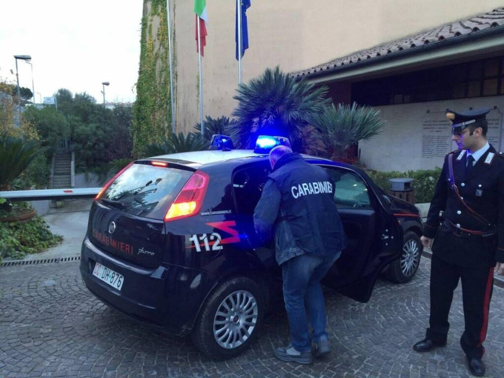 Roma, si fingeva impiegato Inps per truffare gli anziani: arrestato