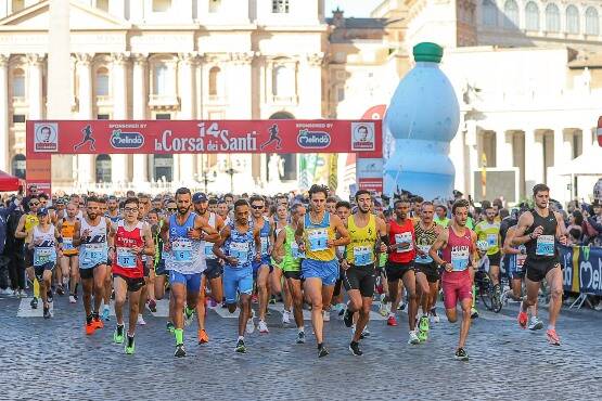 Corsa dei Santi, a Roma oltre 3000 partecipanti. Domani l’evento a San Pietro