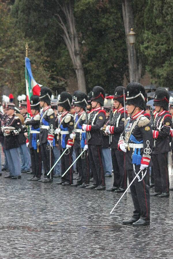 4 novembre: le frecce tricolori sorvolano Roma. Spettacolo nei cieli della Capitale