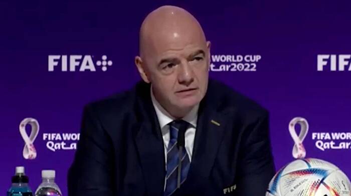 Mondiali, Infantino difende la scelta del Qatar: “Oggi mi sento arabo, gay, disabile e migrante”