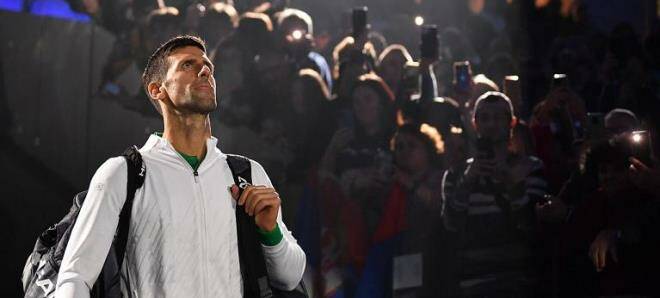 Tennis, Australian Open a rischio per Djokovic: il serbo ha dolore al tendine