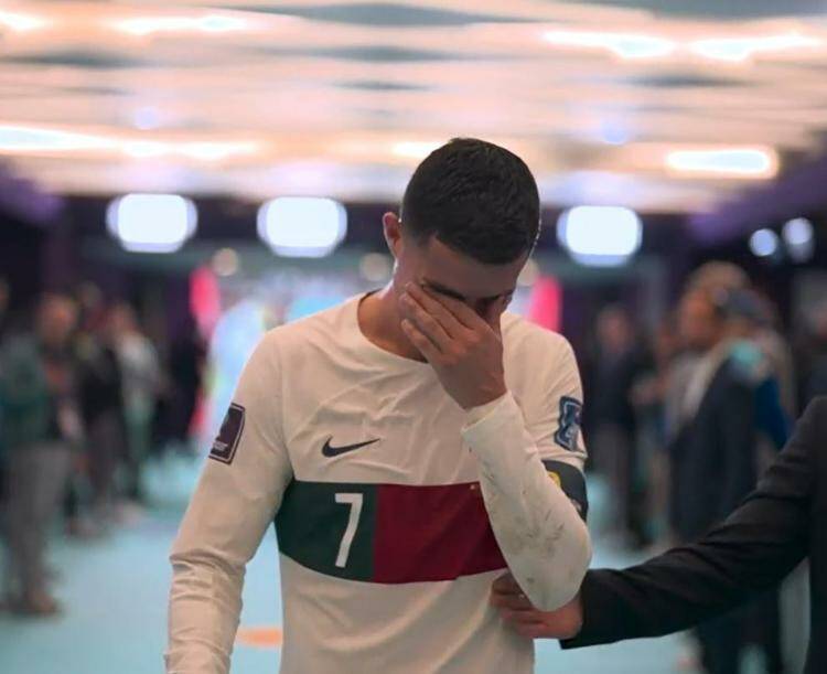 Le lacrime di Cristiano Ronaldo dopo il ko col Marocco: è la fine di un’era