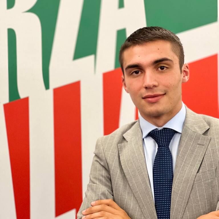 Ostia, Bucci (Fi) contro Falconi: “Tollera l’illegalità ma colpisce i commercianti”