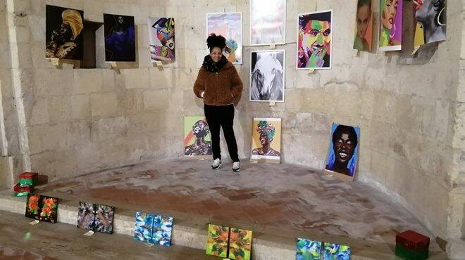 A Tarquinia un’esposizione di quadri per sostenere l’Associazione “Semi di Pace”