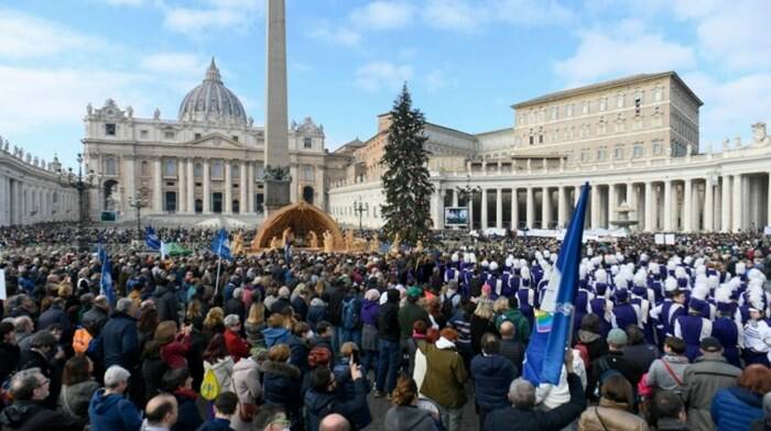 Primo Angelus del 2023, il grido di Papa Francesco: “No alla guerra! No al riarmo!”