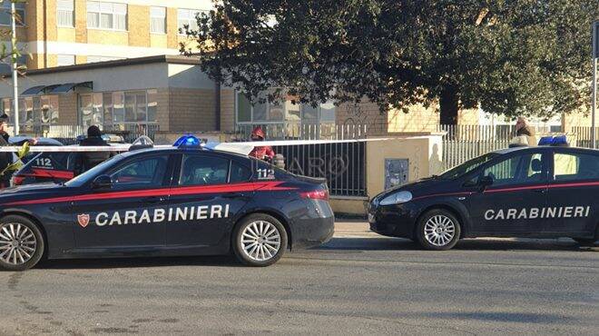 Omicidio a Ostia. Blitz in via Bignami a Fiumicino: nell’auto sospetta trovate bombe e pistole