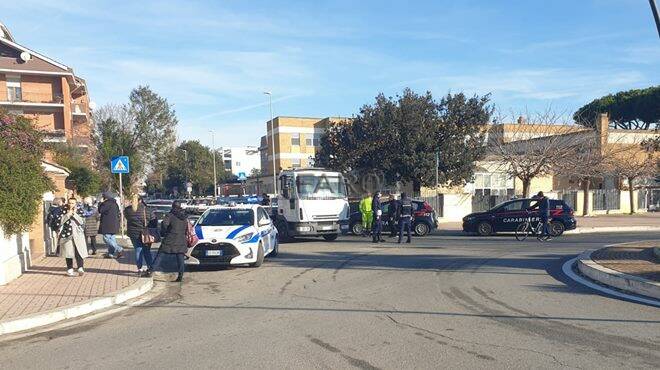 Omicidio a Ostia. Blitz in via Bignami a Fiumicino: nell’auto sospetta trovate bombe e pistole