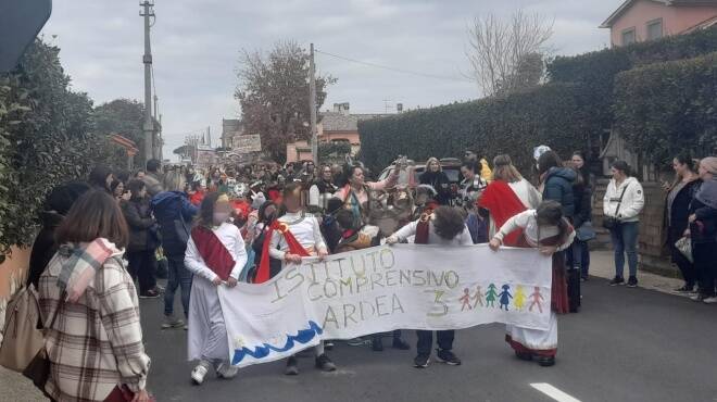 Carnevale ad Ardea: quartieri in festa tra sfilate, maschere e carri allegorici