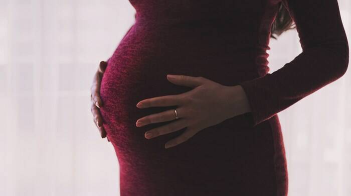 Roma. Finge di essere incinta per tornare con l’ex: 30enne a processo per stalking