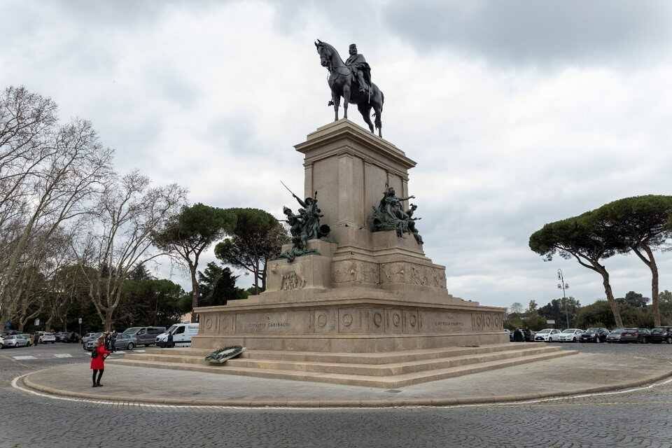 Gianicolo: riparato dopo 5 anni il monumento a Garibaldi colpito da un fulmine