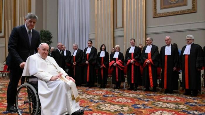 Scandali in Vaticano, il Papa: “I processi non sono il problema ma i fatti che li rendono necessari”