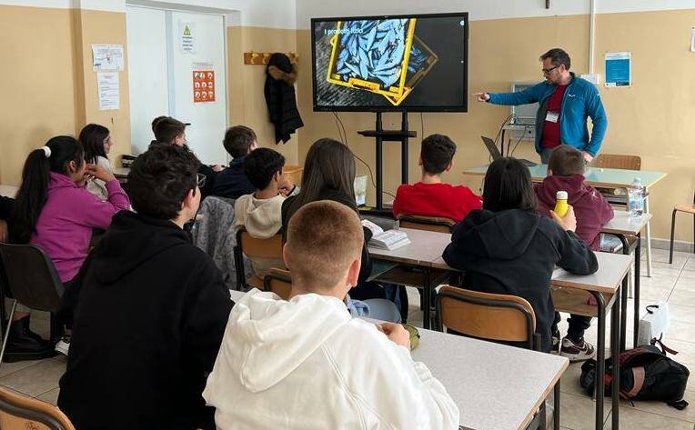 “Into the Blue”: gli studenti di Montalto di Castro allo scoperta del settore ittico locale