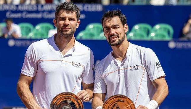 Tennis, al torneo di Buenos Aires Fognini e Bolelli trionfano nel doppio