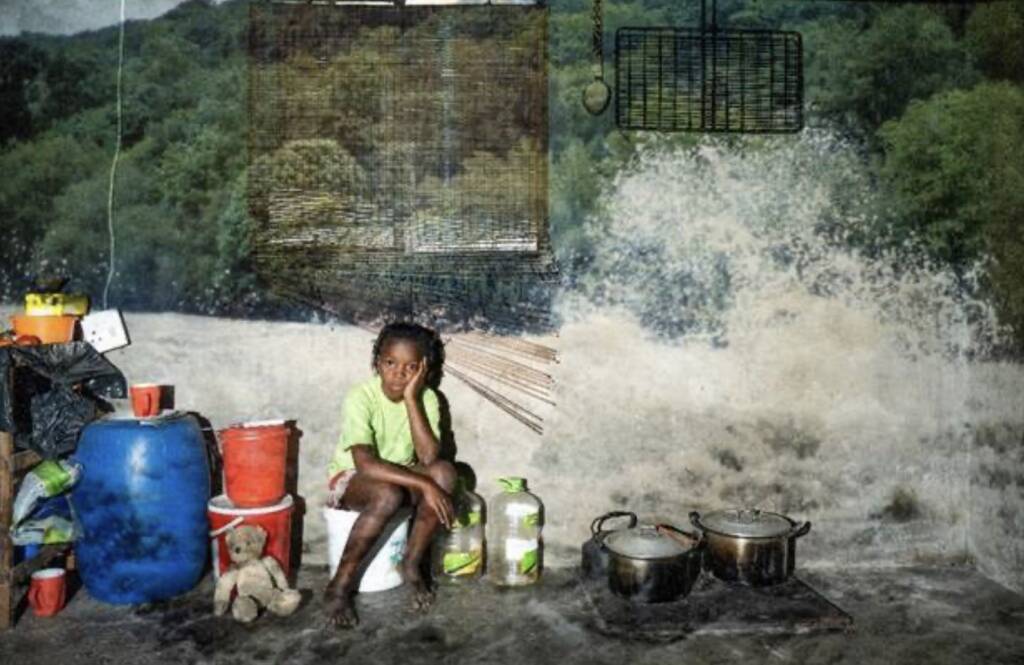 Scatti mozzafiato dal Mozambico, dove per il clima si muore: la mostra a Roma