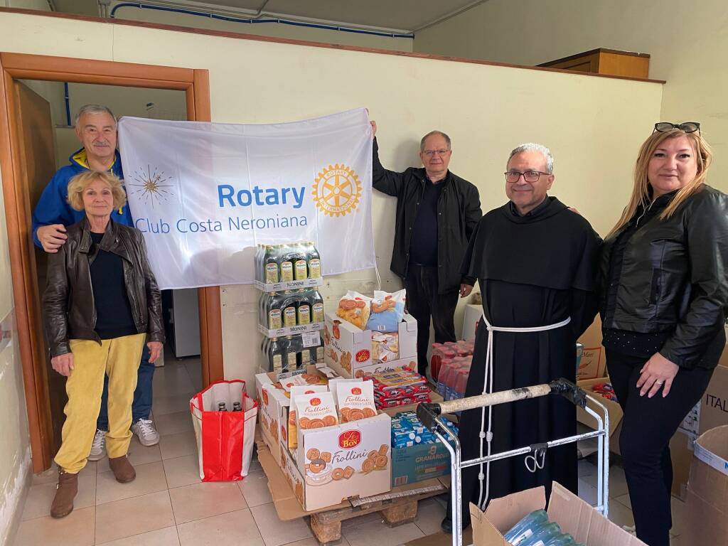 Pasqua ad Anzio, il dono del Rotary club Costa neroniana per la Caritas