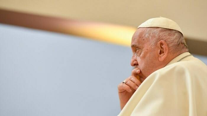 Gesuiti rapiti in Argentina, Papa Bergoglio: “Il governo voleva tagliarmi la testa, sono innocente”