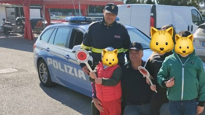 Terracina: bambini autistici poliziotti per una mattinata