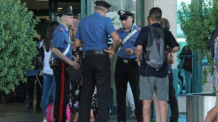 Fiumicino, tentano di fare il “colpo” al duty free dell’aeroporto: 1 arresto e 4 denunce
