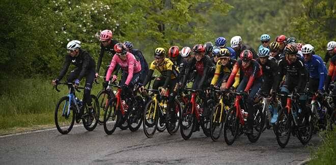 Giro d’Italia 2023: a Viareggio vince Nielsen, De Marchi è terzo