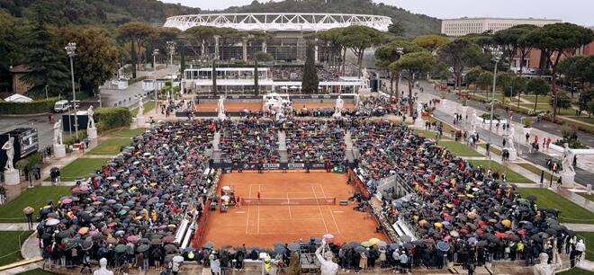 Insulti razzisti a steward agli Internazionali di Tennis: Binaghi lo invita in tribuna