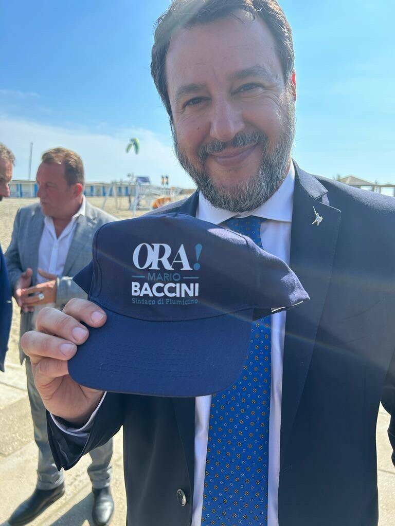 Salvini a Fregene, pieno sostegno a Baccini. E annuncia: &#8220;6 milioni di euro per il depuratore&#8221;