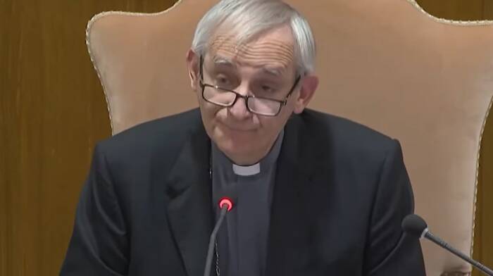 Missione di pace del Vaticano in Ucraina, Zuppi: “Il Papa è coinvolto fino alle lacrime”