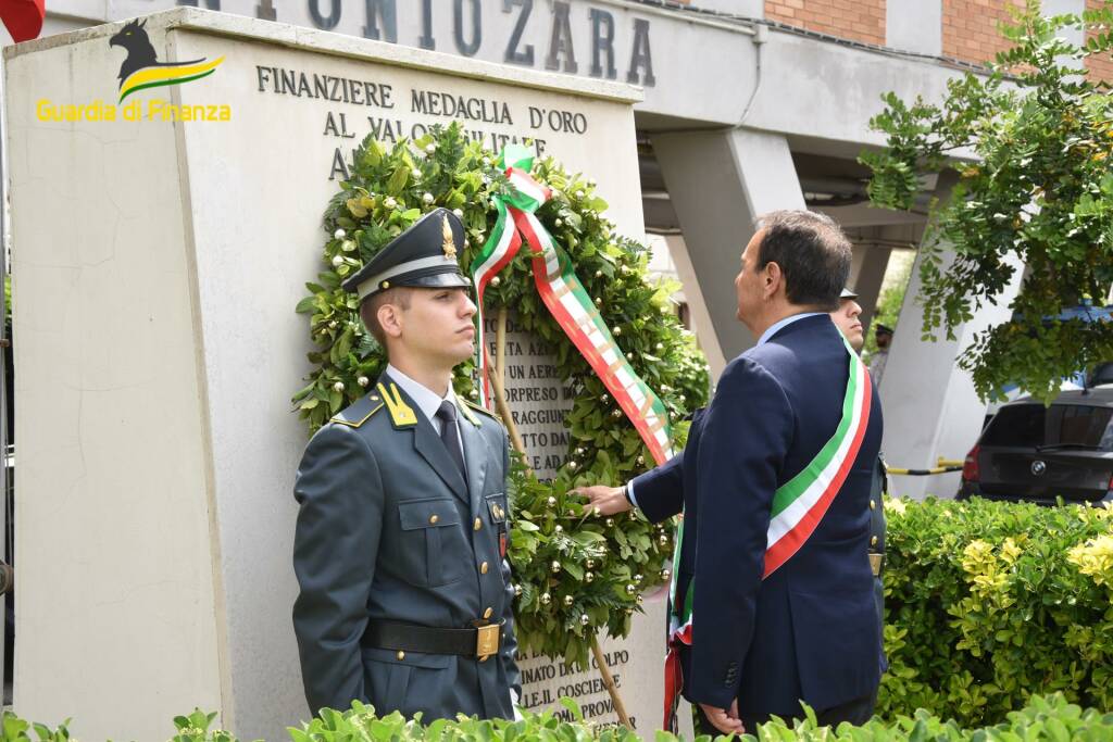 Fiumicino, in aeroporto il neosindaco Baccini ricorda il sacrificio del finanziere Antonio Zara