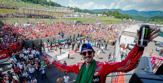 MotoGp, Ducati: “Bagnaia prolunga fino al 2026. Binomio vincente tutto italiano”