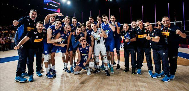 Nations League di Volley, l’Italia di De Giorgi cala il tris: sconfitta anche la Serbia