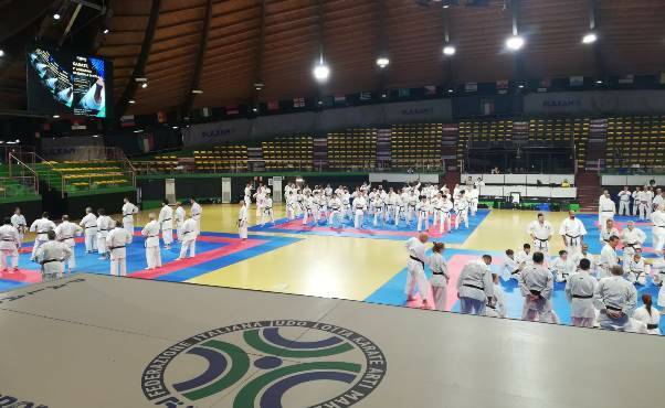 Karate non agonistico: tanti allievi al Seminario Nazionale della Fijlkam a Ostia