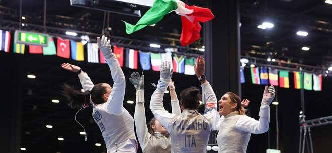Mondiali di Scherma, l’Italia fa doppio oro a squadre: fioretto e spada da leggenda