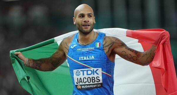 Doppietta azzurra nei 100 metri agli Europei di Roma: Jacobs oro e Ali argento: è leggenda Italia
