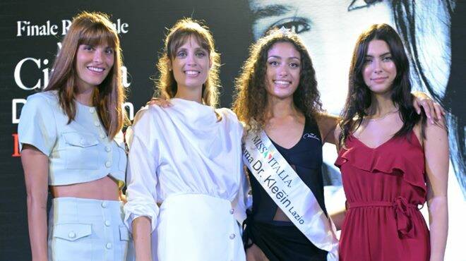 A Evelyne Biagioli e Federica Mora le fasce di Miss Cinema Roma e Lazio