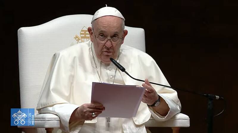 Gmg. Il Papa striglia l’Europa: “Verso dove navighi se non offri vie di pace?”