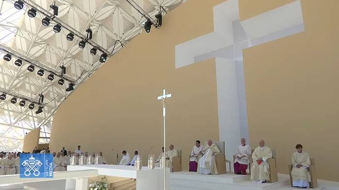 Gmg. Messa finale, il Papa ai giovani: “Brillate d’amore e sconfiggerete le tenebre del mondo”