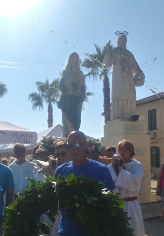Stella Maris, la Madonna portata in processione nel mare di Ostia