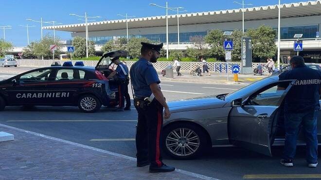 Fiumicino, autisti “pizzicati” senza licenza: raffica di multe e denunce all’aeroporto