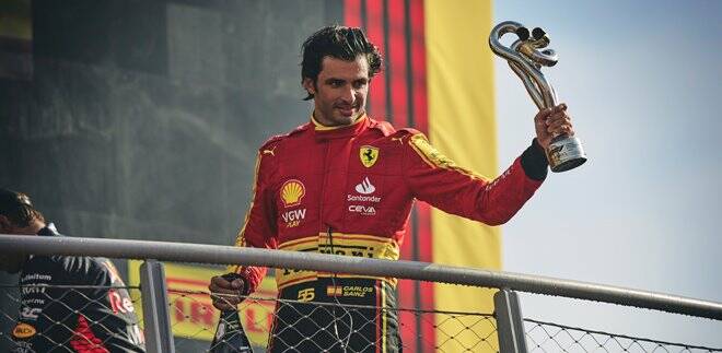 Gp di Monza, la Ferrari è terza sul podio con Sainz: “E’ stato difficile, ho dato tutto”
