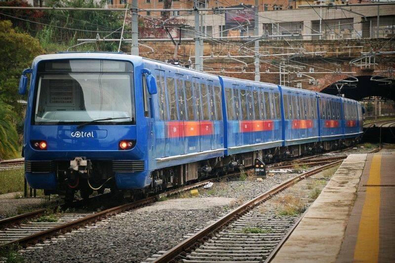 Roma-Lido, il monitoraggio  dei pendolari: “Il disastro continua anche a novembre”