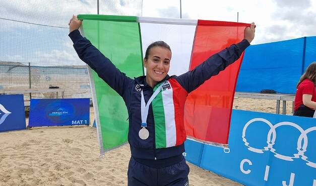 Mediterranean Beach Games, l’Italia vince due argenti: è festa nel triathle e nel beach karate
